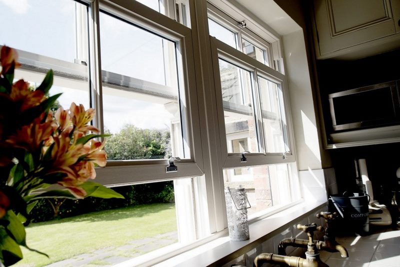vertical sliding windows 03